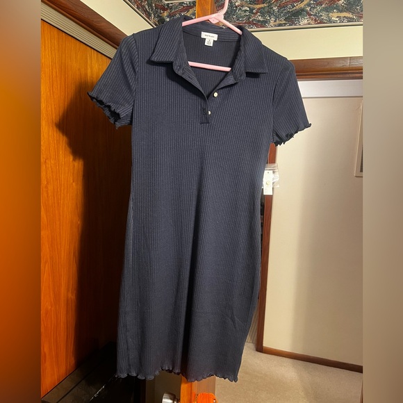 NWT Wild Meadow navy ribbed knit polo dress with decorative buttons size medium - Picture 5 of 7
